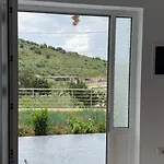 Rraku Appartement *