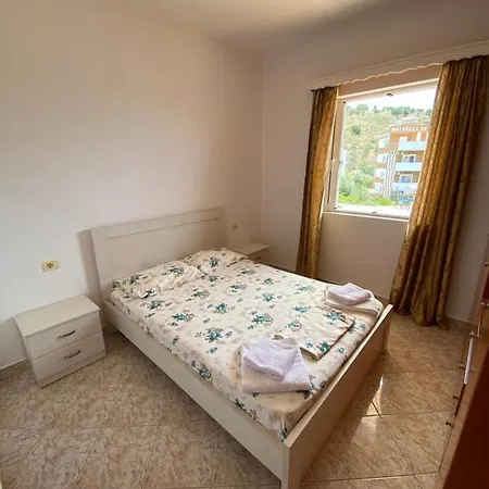 Apartment Rraku