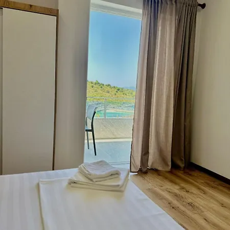 Rraku * Sarandë
