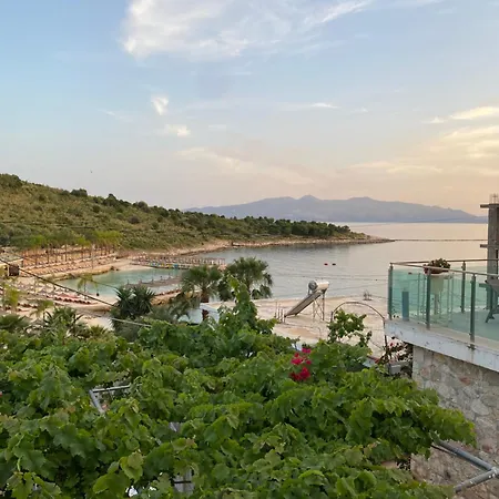 Rraku * Sarandë