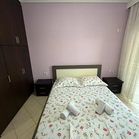 Lägenhet Rraku Sarandë